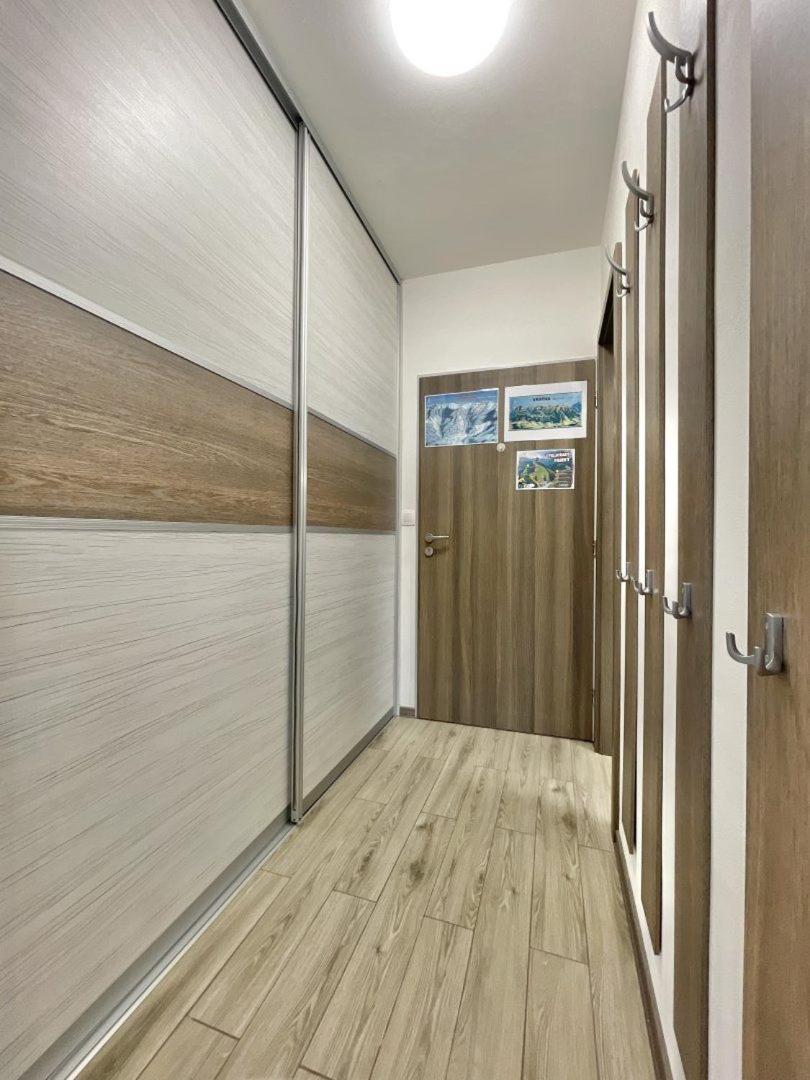 Apartman Grun -Vratna-Paseky Ζιλίνα Εξωτερικό φωτογραφία